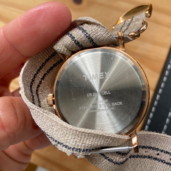 Timex Rose Gold 20mm Metallic Watch - Picture 5 of 5